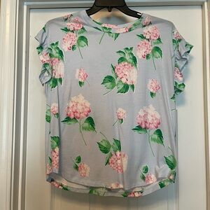 crown & ivy Pink Floral Short Sleeve Top